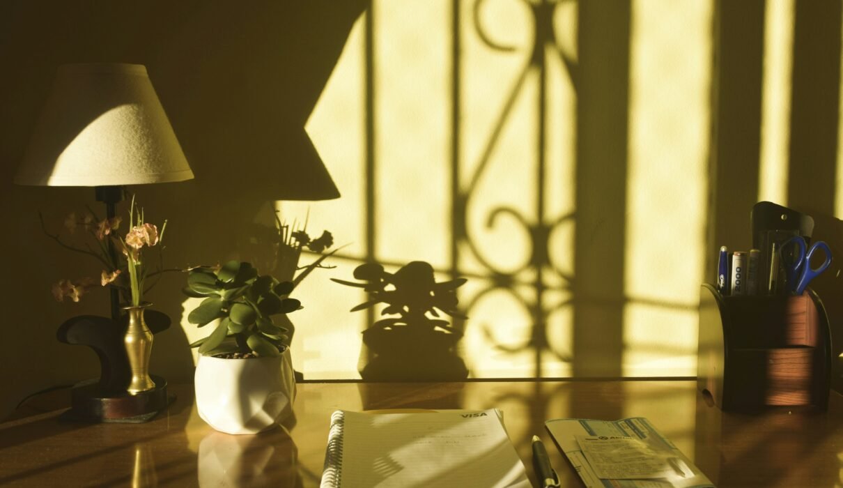 perfect table lamp for your bedroom