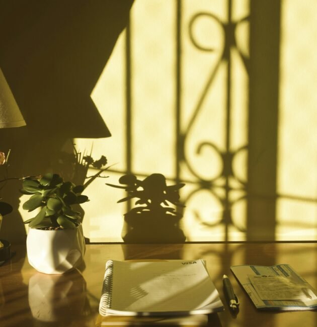 perfect table lamp for your bedroom